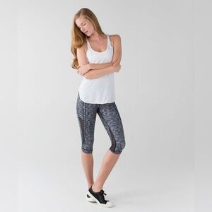 Lululemon Drop It Like It's Hot Crop Dramatic Static White Black - Sz 4